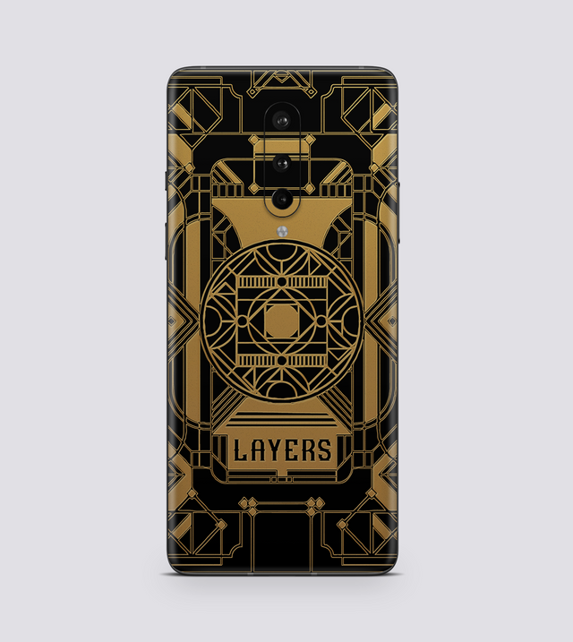 OnePlus 8 Golden Maze