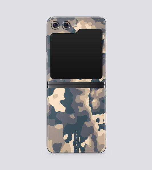 Samsung Galaxy Z Flip 5 Beige Camo Fluid